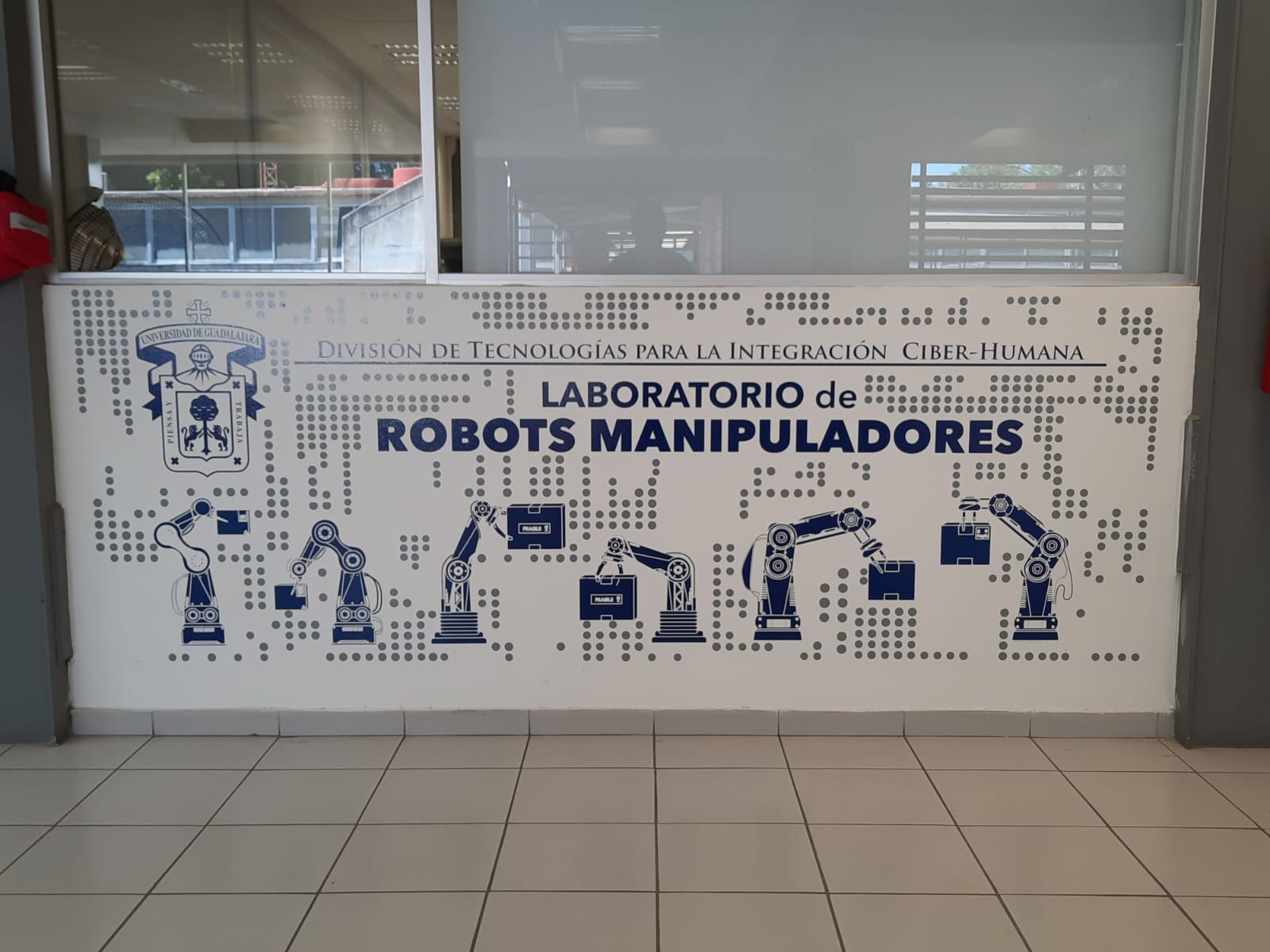 Laboratorio de Robots manipuladores CUCEI